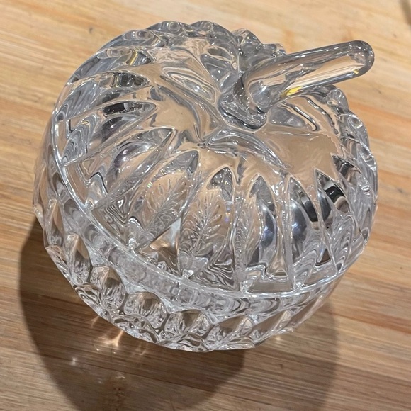 Gorham Crystal Apple Box / Trinket Dish w/ Lid GREAT FOR TEACHER - Picture 1 of 4